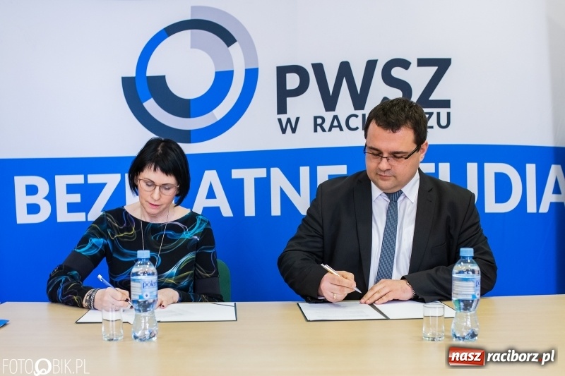 Zdjęcie w galerii na portalu naszraciborz.pl: Raciborska PWSZ z nowymi umowami partnerskimi wiadomości z regionu