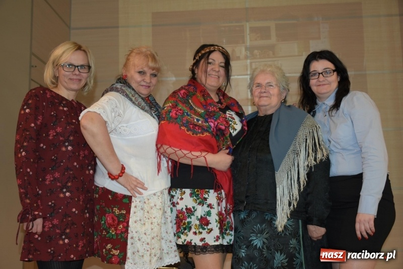 Zdjęcie w galerii na portalu naszraciborz.pl: Terozki pogodomy se po ślonsku  wiadomości z regionu