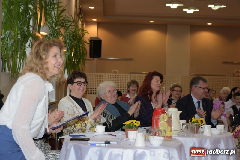 Zdjęcie w galerii na portalu naszraciborz.pl: Terozki pogodomy se po ślonsku  wiadomości z regionu