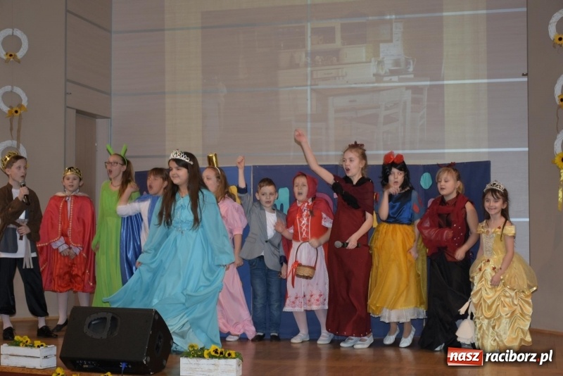 Zdjęcie w galerii na portalu naszraciborz.pl: Terozki pogodomy se po ślonsku  wiadomości z regionu