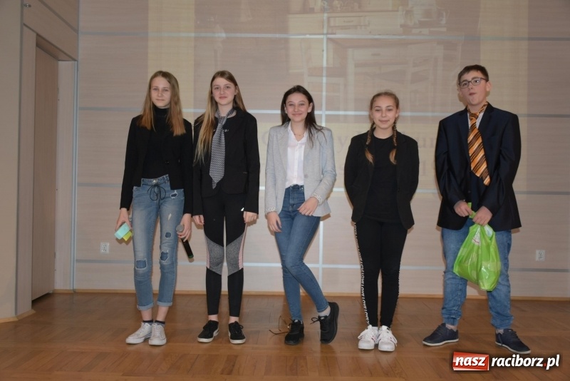 Zdjęcie w galerii na portalu naszraciborz.pl: Terozki pogodomy se po ślonsku  wiadomości z regionu