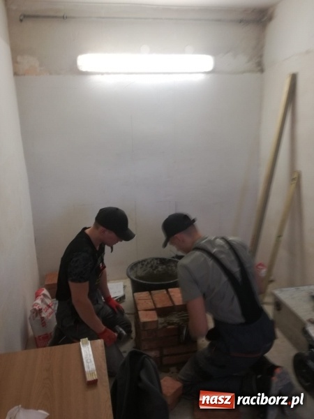 Zdjęcie w galerii na portalu naszraciborz.pl: Sukces budowlany uczniów CKZiU nr 1  wiadomości z regionu