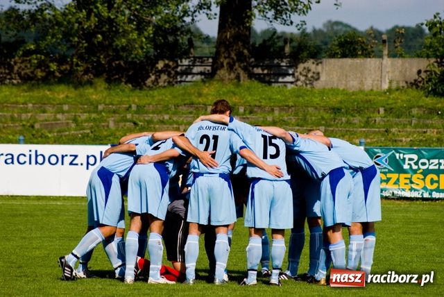 Zdjęcie w galerii na portalu naszraciborz.pl: Unia żegna IV ligę. Klub protestuje wiadomości z regionu