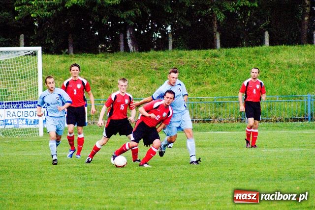Zdjęcie w galerii na portalu naszraciborz.pl: Unia żegna IV ligę. Klub protestuje wiadomości z regionu