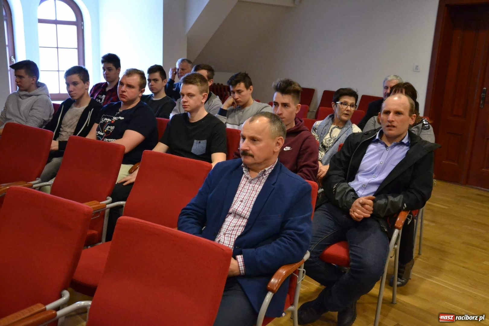 Zdjęcie w galerii na portalu naszraciborz.pl: Rolnicy szkolili się na zamku wiadomości z regionu