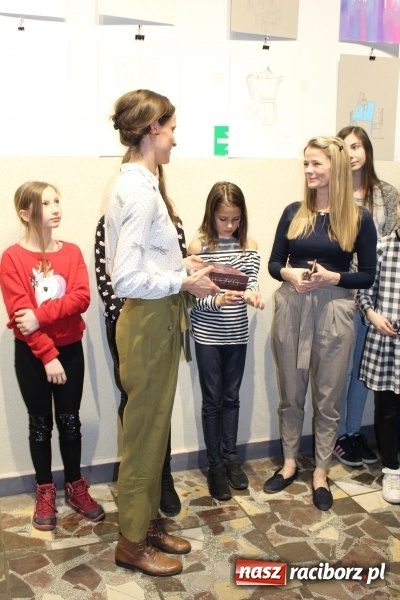 Zdjęcie w galerii na portalu naszraciborz.pl: Wystawa prac grupy artystycznej Asfalt w Nędzy wiadomości z regionu