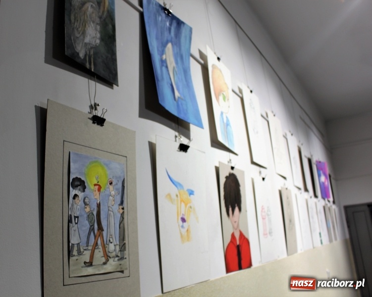 Zdjęcie w galerii na portalu naszraciborz.pl: Wystawa prac grupy artystycznej Asfalt w Nędzy wiadomości z regionu