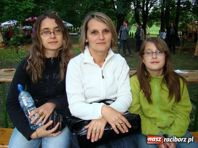 Zdjęcie w galerii na portalu naszraciborz.pl: Średniowieczny gród na Zamkowej wiadomości z regionu