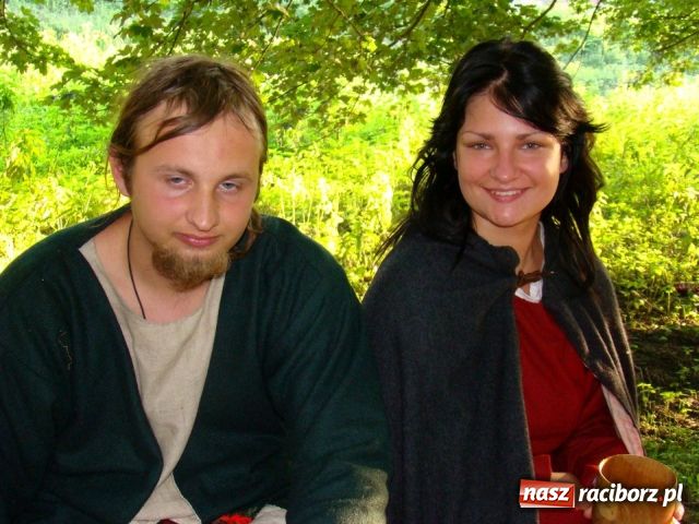 Zdjęcie w galerii na portalu naszraciborz.pl: Średniowieczny gród na Zamkowej wiadomości z regionu