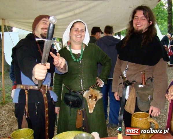 Zdjęcie w galerii na portalu naszraciborz.pl: Średniowieczny gród na Zamkowej wiadomości z regionu