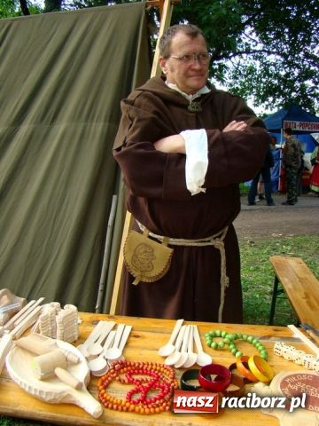 Zdjęcie w galerii na portalu naszraciborz.pl: Średniowieczny gród na Zamkowej wiadomości z regionu