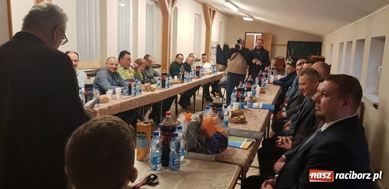 Zdjęcie w galerii na portalu naszraciborz.pl: Patryk Ołenczyn odebrał gratulacje za tytuł wicemistrzowski wiadomości z regionu