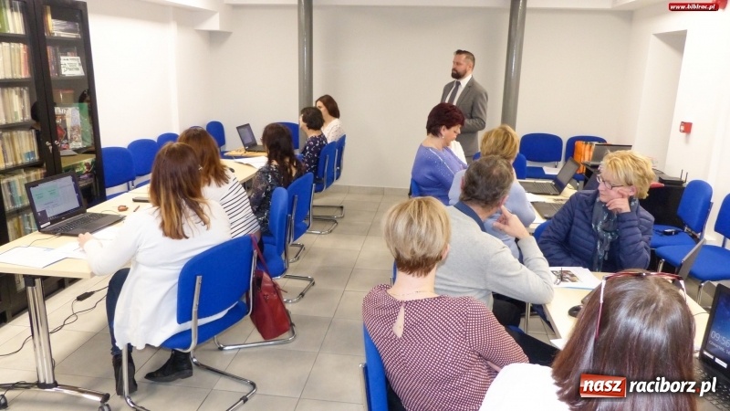 Zdjęcie w galerii na portalu naszraciborz.pl: Biblioteka od kuchni, czyli szkolenie z formatu MARC21 wiadomości z regionu