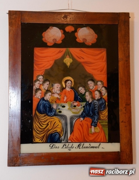 Zdjęcie w galerii na portalu naszraciborz.pl: Chrystus w sztuce ludowej. Wernisaż wystawy w Muzeum  wiadomości z regionu