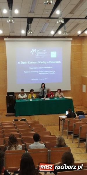 Zdjęcie w galerii na portalu naszraciborz.pl: Mistrzynie Podatków z raciborskiego Ekonomika  wiadomości z regionu