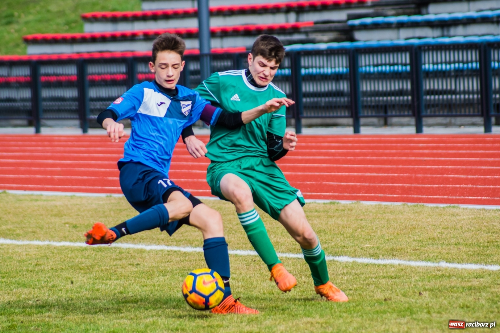 Zdjęcie w galerii na portalu naszraciborz.pl: Nieudana inauguracja trampkarzy raciborskiej Unii wiadomości z regionu