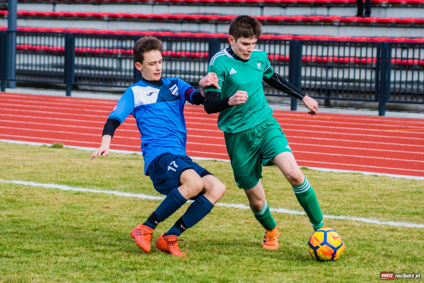 Zdjęcie w galerii na portalu naszraciborz.pl: Nieudana inauguracja trampkarzy raciborskiej Unii wiadomości z regionu
