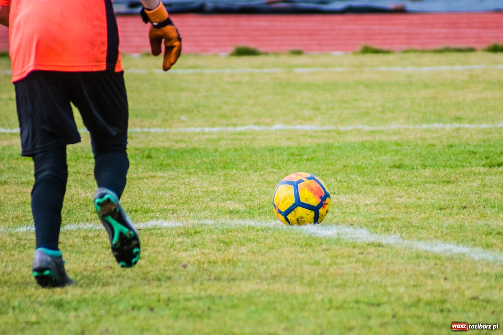 Zdjęcie w galerii na portalu naszraciborz.pl: Nieudana inauguracja trampkarzy raciborskiej Unii wiadomości z regionu
