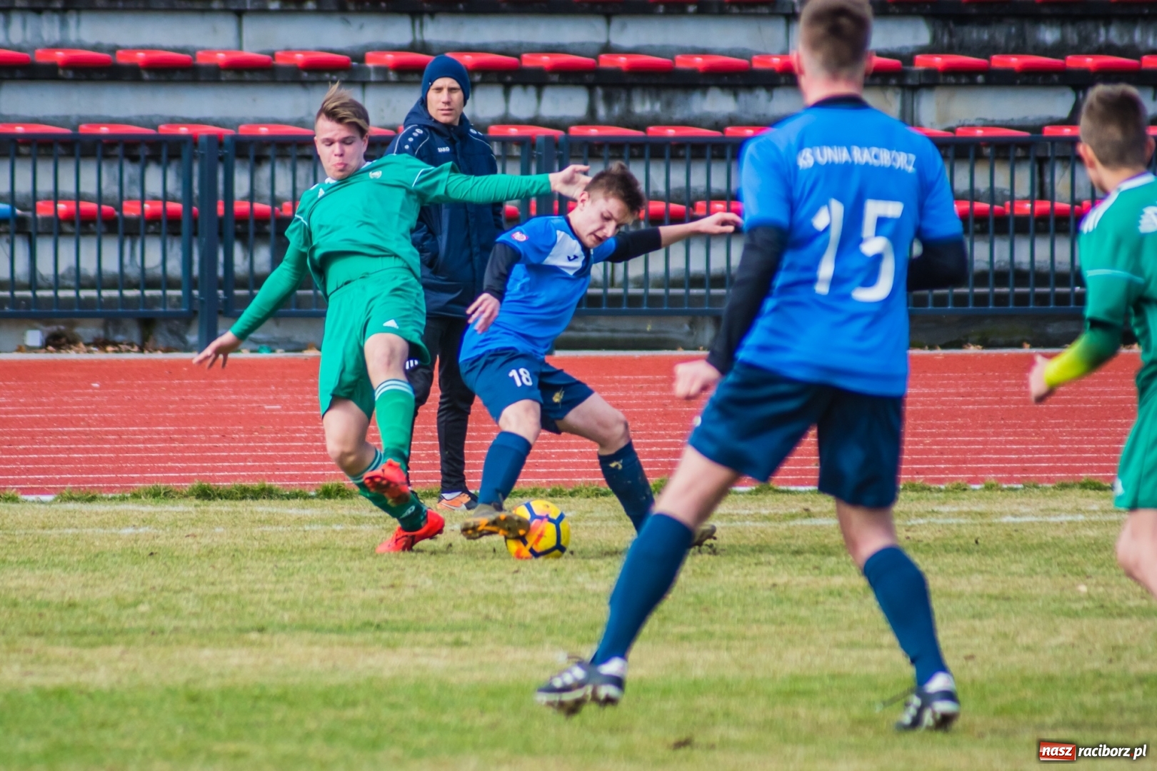 Zdjęcie w galerii na portalu naszraciborz.pl: Nieudana inauguracja trampkarzy raciborskiej Unii wiadomości z regionu