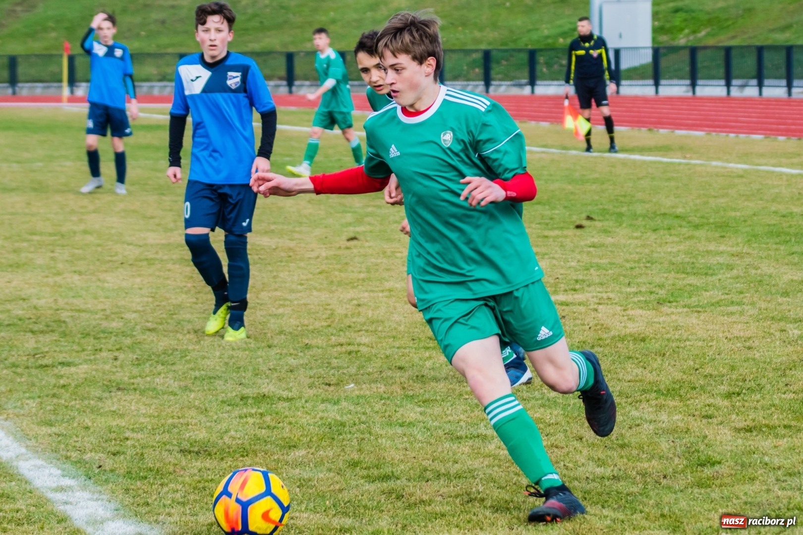 Zdjęcie w galerii na portalu naszraciborz.pl: Nieudana inauguracja trampkarzy raciborskiej Unii wiadomości z regionu