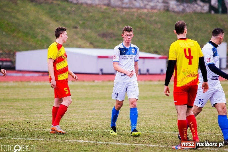 Zdjęcie w galerii na portalu naszraciborz.pl: Płomień z Połomi za gorący dla Unitów wiadomości z regionu