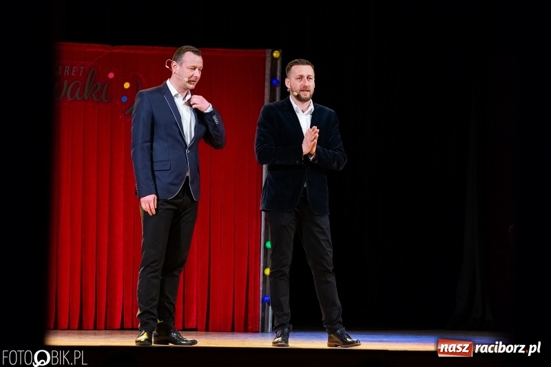 Zdjęcie w galerii na portalu naszraciborz.pl: Kabaret Nowaki bawił w Raciborskim Centrum Kultury wiadomości z regionu