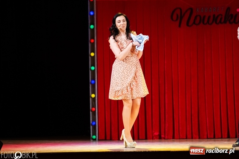 Zdjęcie w galerii na portalu naszraciborz.pl: Kabaret Nowaki bawił w Raciborskim Centrum Kultury wiadomości z regionu