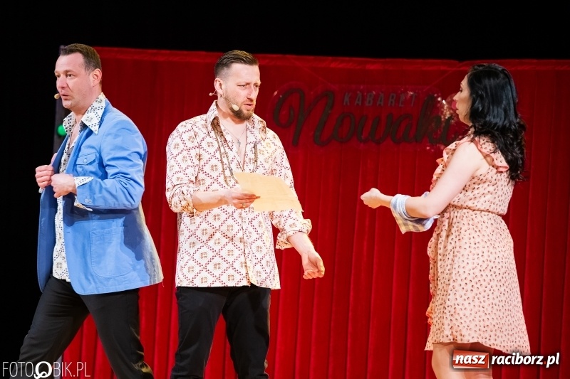 Zdjęcie w galerii na portalu naszraciborz.pl: Kabaret Nowaki bawił w Raciborskim Centrum Kultury wiadomości z regionu