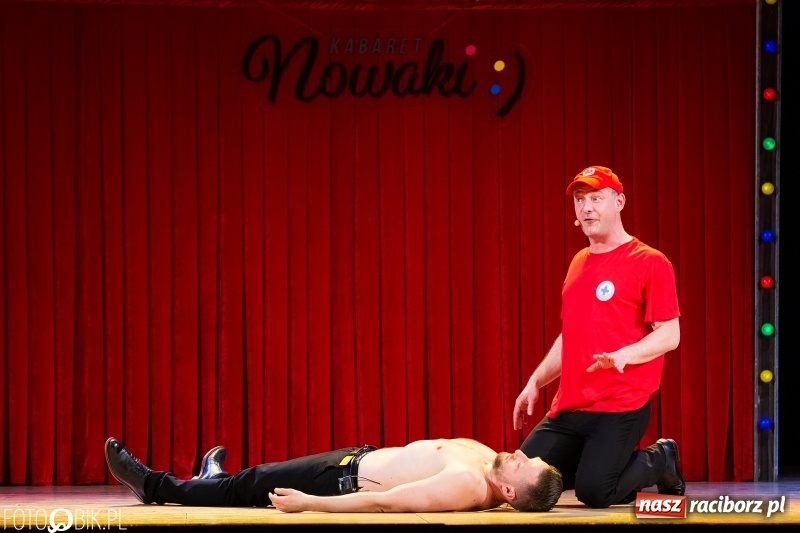 Zdjęcie w galerii na portalu naszraciborz.pl: Kabaret Nowaki bawił w Raciborskim Centrum Kultury wiadomości z regionu