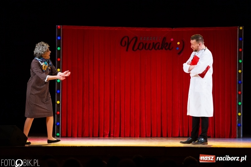 Zdjęcie w galerii na portalu naszraciborz.pl: Kabaret Nowaki bawił w Raciborskim Centrum Kultury wiadomości z regionu