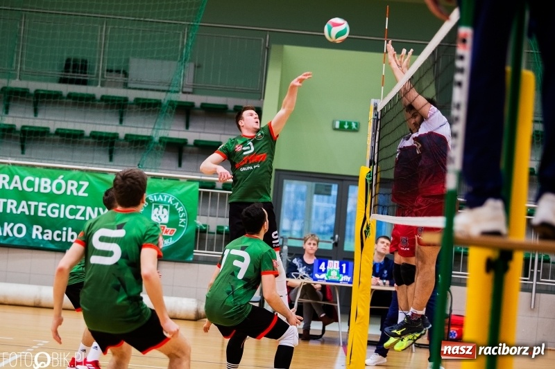 Zdjęcie w galerii na portalu naszraciborz.pl: MKSR Pyskowice za silny dla siatkarzy Rafako wiadomości z regionu