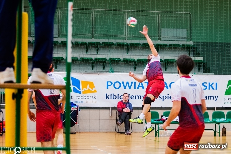 Zdjęcie w galerii na portalu naszraciborz.pl: MKSR Pyskowice za silny dla siatkarzy Rafako wiadomości z regionu