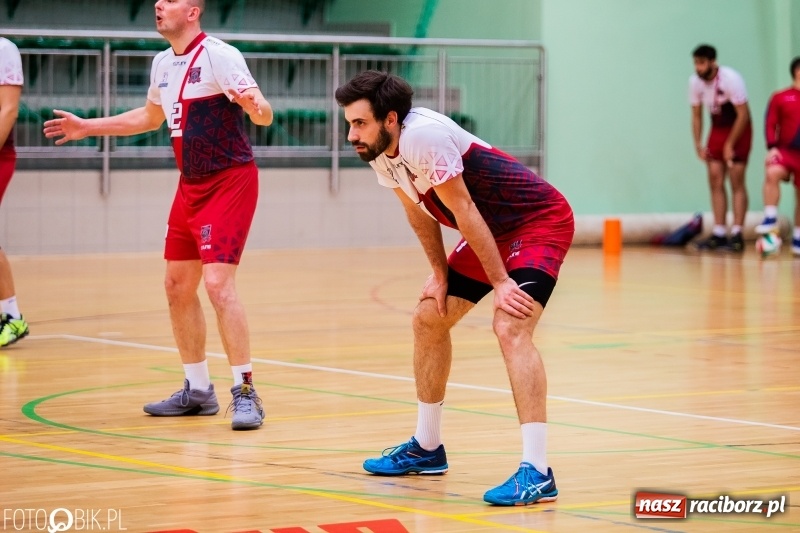 Zdjęcie w galerii na portalu naszraciborz.pl: MKSR Pyskowice za silny dla siatkarzy Rafako wiadomości z regionu