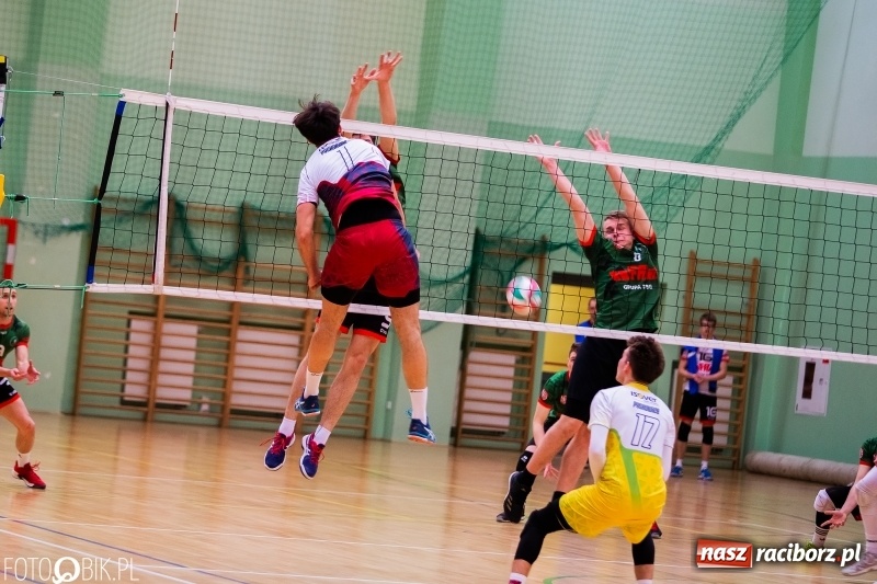 Zdjęcie w galerii na portalu naszraciborz.pl: MKSR Pyskowice za silny dla siatkarzy Rafako wiadomości z regionu