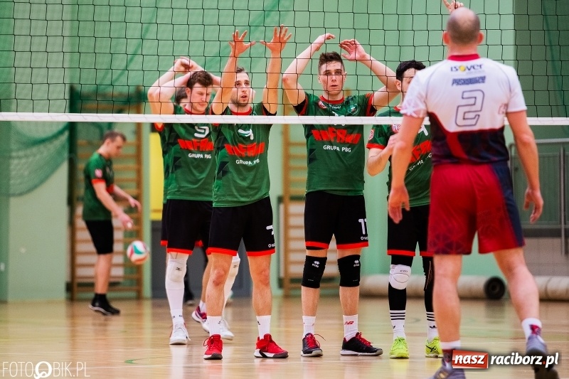 Zdjęcie w galerii na portalu naszraciborz.pl: MKSR Pyskowice za silny dla siatkarzy Rafako wiadomości z regionu