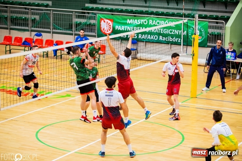 Zdjęcie w galerii na portalu naszraciborz.pl: MKSR Pyskowice za silny dla siatkarzy Rafako wiadomości z regionu