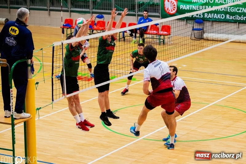 Zdjęcie w galerii na portalu naszraciborz.pl: MKSR Pyskowice za silny dla siatkarzy Rafako wiadomości z regionu