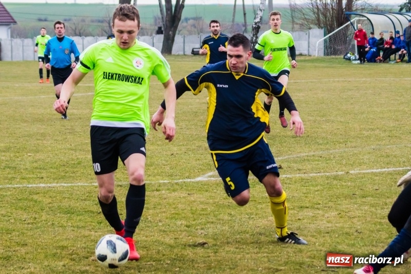 Zdjęcie w galerii na portalu naszraciborz.pl: Osiem do zera, Krzanowice żegnają outsidera wiadomości z regionu