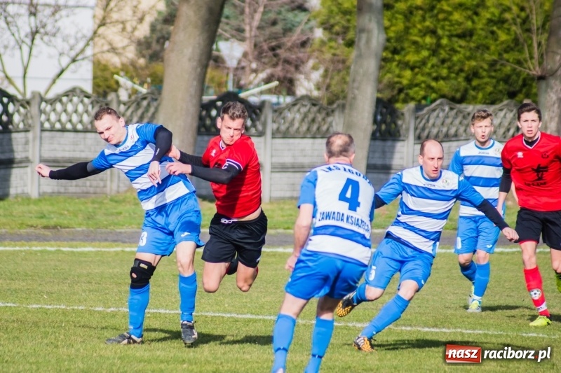 Zdjęcie w galerii na portalu naszraciborz.pl: Tworków pokonał Zawadę Książęcą i wrócił na piedestał wiadomości z regionu