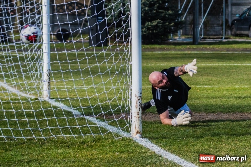 Zdjęcie w galerii na portalu naszraciborz.pl: Tworków pokonał Zawadę Książęcą i wrócił na piedestał wiadomości z regionu