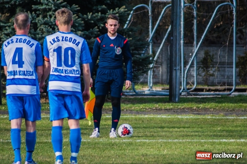 Zdjęcie w galerii na portalu naszraciborz.pl: Tworków pokonał Zawadę Książęcą i wrócił na piedestał wiadomości z regionu