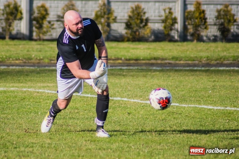 Zdjęcie w galerii na portalu naszraciborz.pl: Tworków pokonał Zawadę Książęcą i wrócił na piedestał wiadomości z regionu