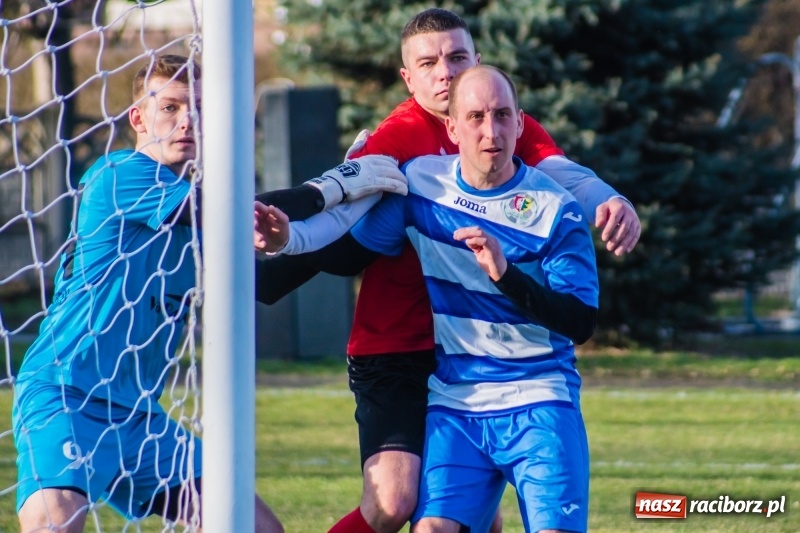 Zdjęcie w galerii na portalu naszraciborz.pl: Tworków pokonał Zawadę Książęcą i wrócił na piedestał wiadomości z regionu