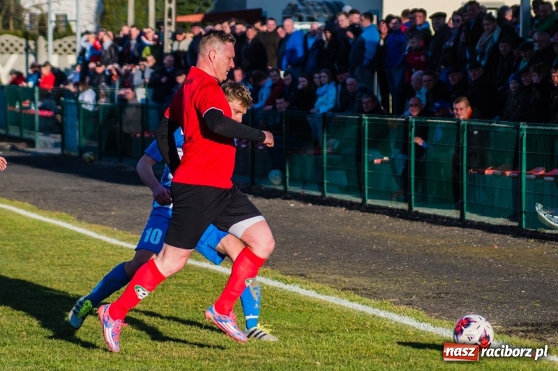 Zdjęcie w galerii na portalu naszraciborz.pl: Tworków pokonał Zawadę Książęcą i wrócił na piedestał wiadomości z regionu