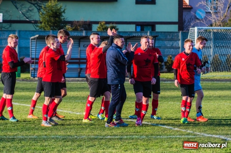 Zdjęcie w galerii na portalu naszraciborz.pl: Tworków pokonał Zawadę Książęcą i wrócił na piedestał wiadomości z regionu