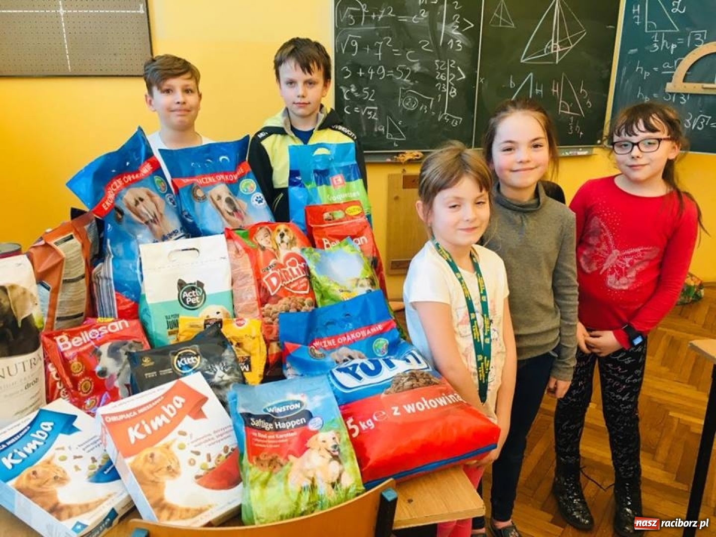 Zdjęcie w galerii na portalu naszraciborz.pl: Z Trzynastki dzieciaki kochają zwierzaki wiadomości z regionu