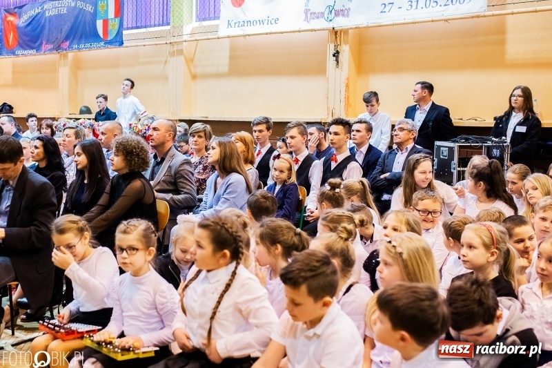 Zdjęcie w galerii na portalu naszraciborz.pl: II Powiatowy Festiwal Piosenki Turystycznej, Harcerskiej i Patriotycznej w Krzanowicach wiadomości z regionu