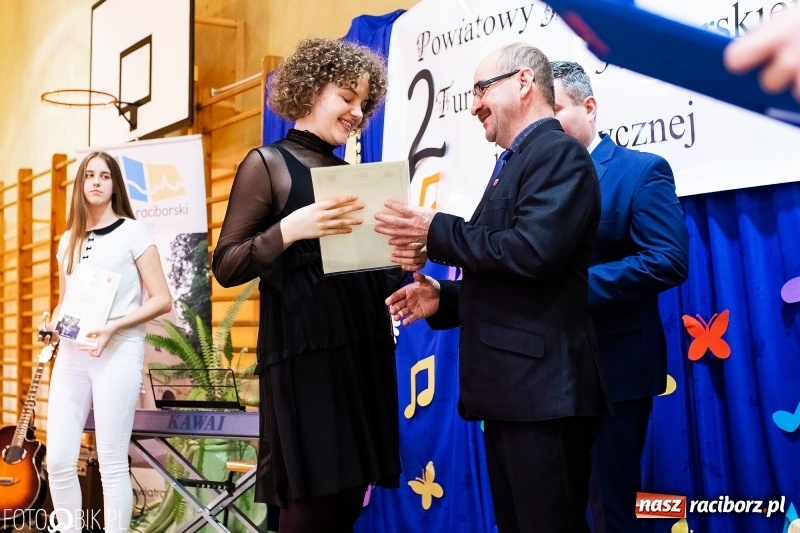 Zdjęcie w galerii na portalu naszraciborz.pl: II Powiatowy Festiwal Piosenki Turystycznej, Harcerskiej i Patriotycznej w Krzanowicach wiadomości z regionu