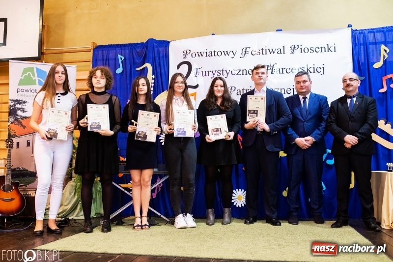 Zdjęcie w galerii na portalu naszraciborz.pl: II Powiatowy Festiwal Piosenki Turystycznej, Harcerskiej i Patriotycznej w Krzanowicach wiadomości z regionu