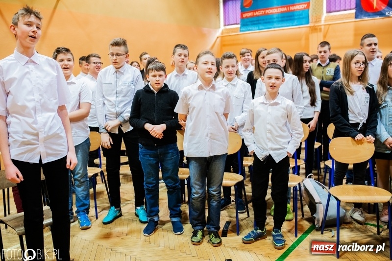 Zdjęcie w galerii na portalu naszraciborz.pl: II Powiatowy Festiwal Piosenki Turystycznej, Harcerskiej i Patriotycznej w Krzanowicach wiadomości z regionu